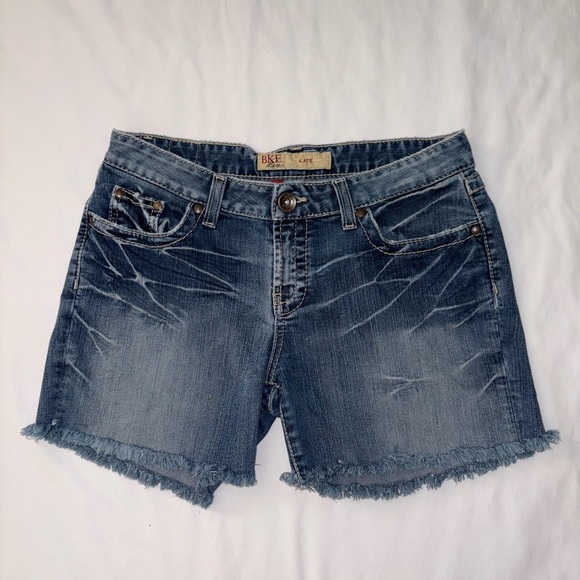 BKE Pants - BKE Denim Size 29 Medium Wash Distressed Edge Kate Stretch Jean Shorts